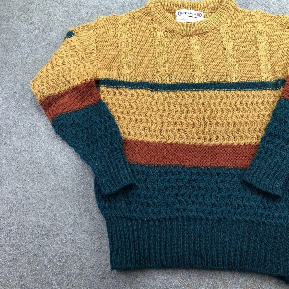 Vintage Berries Sweater Mens Large Multicolor Striped Knit Crewneck Heavyweight